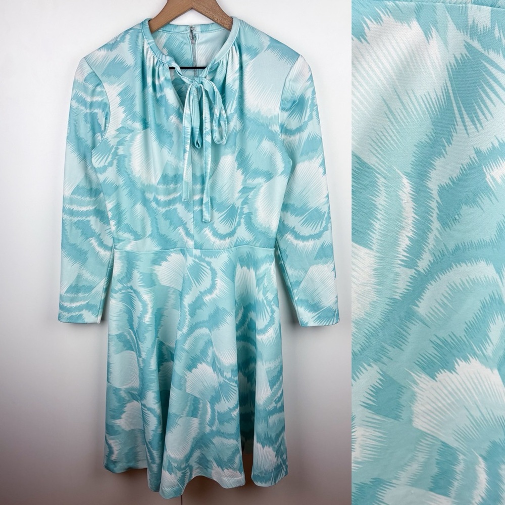 Vintage 70s Neck Tie Long Sleeve Fit and Flare Pleat Midi Dress Aqua Blue White